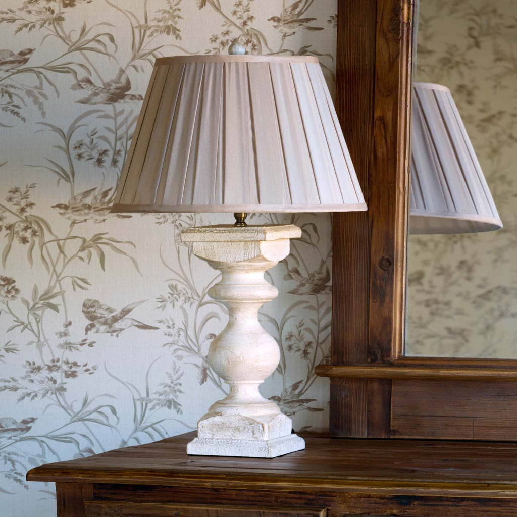 Vintage White Balustrade Table Lamp